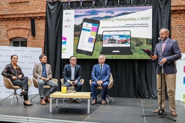 konferencja prasowa urzędu marszałkowskiego